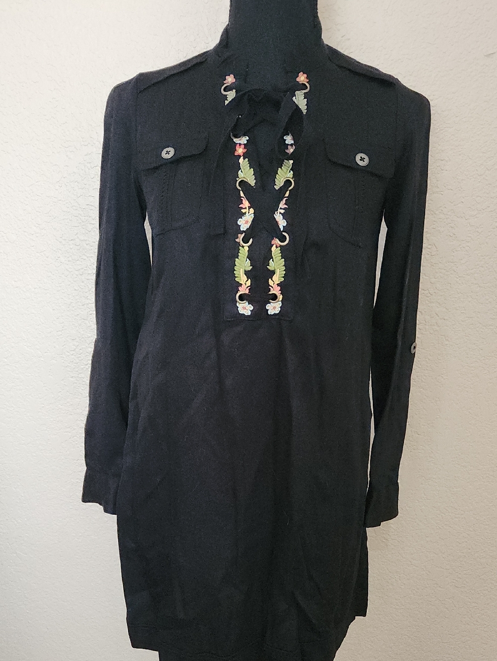HOLDING HORSES Black Top with Accent Stitching